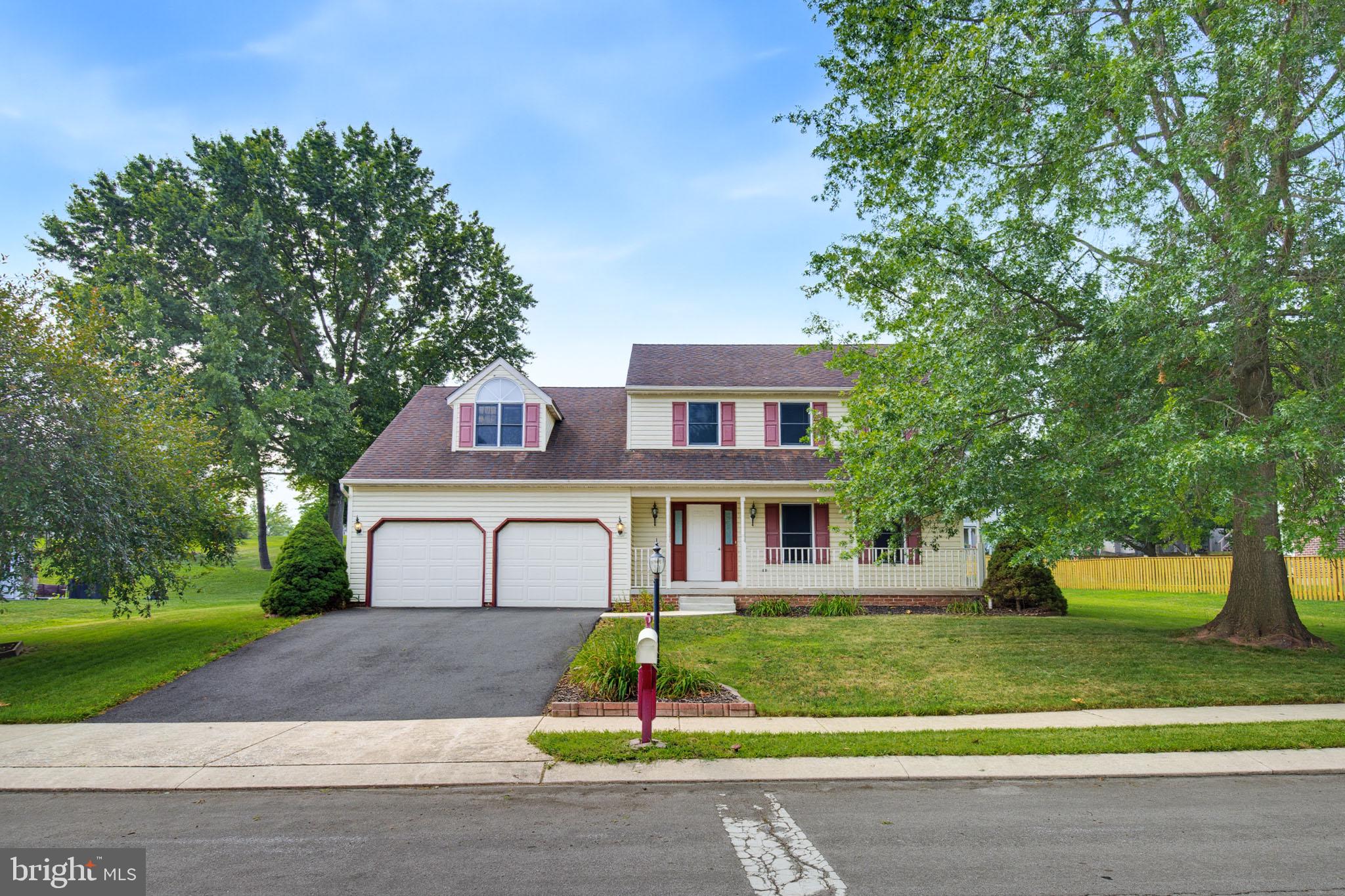 2822 RIDINGS WAY