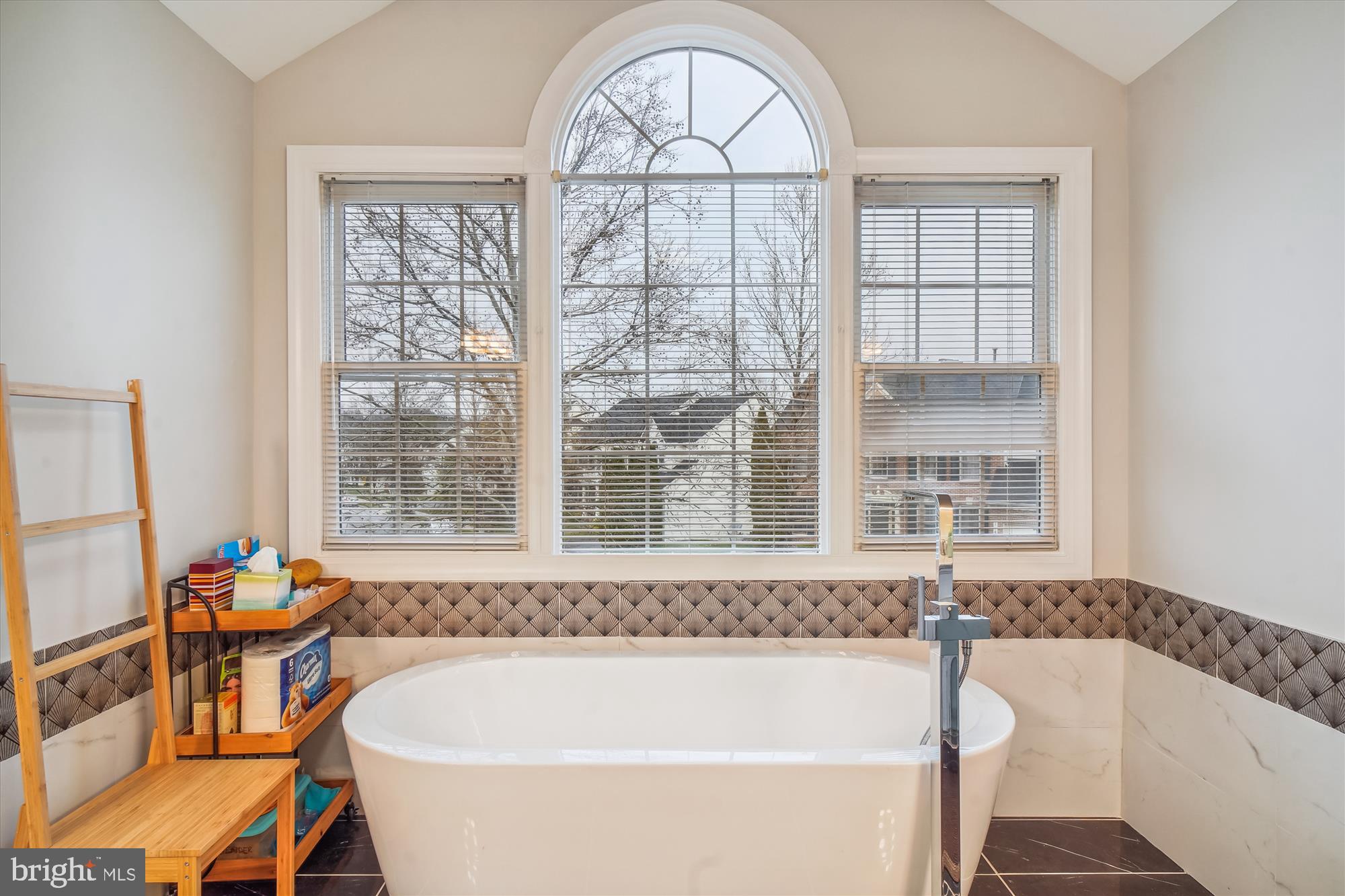 SENECA CROSSING - Residential