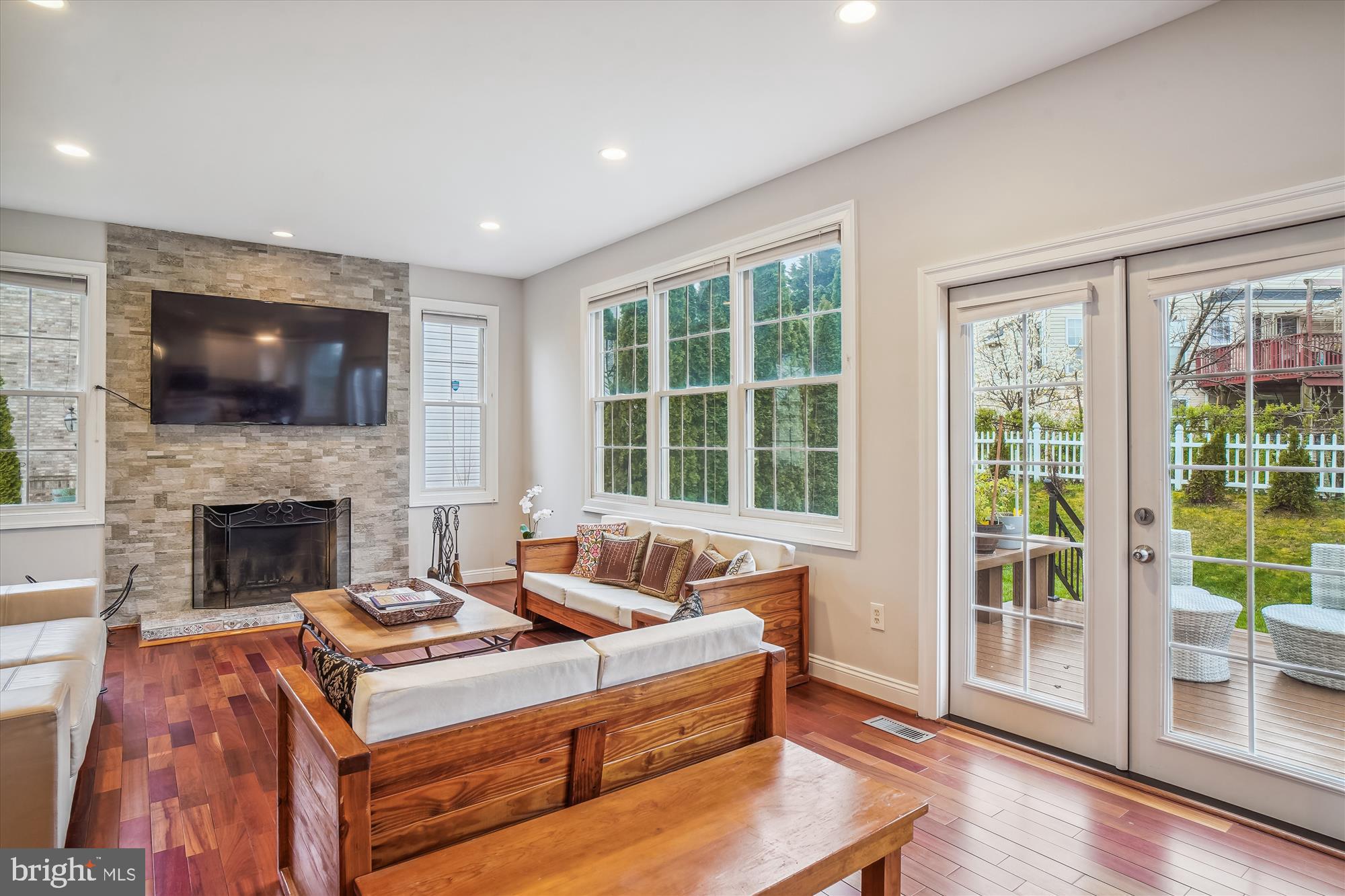 SENECA CROSSING - Residential