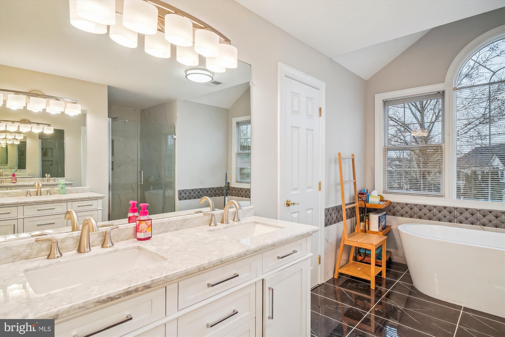 SENECA CROSSING - Residential