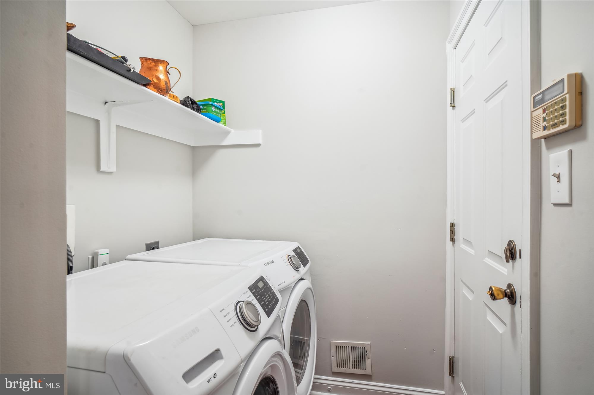 SENECA CROSSING - Residential