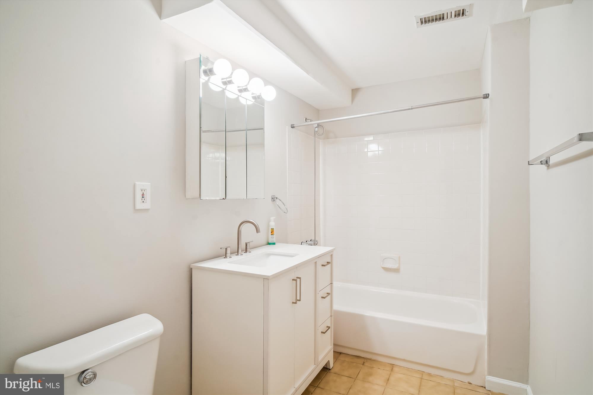 SENECA CROSSING - Residential