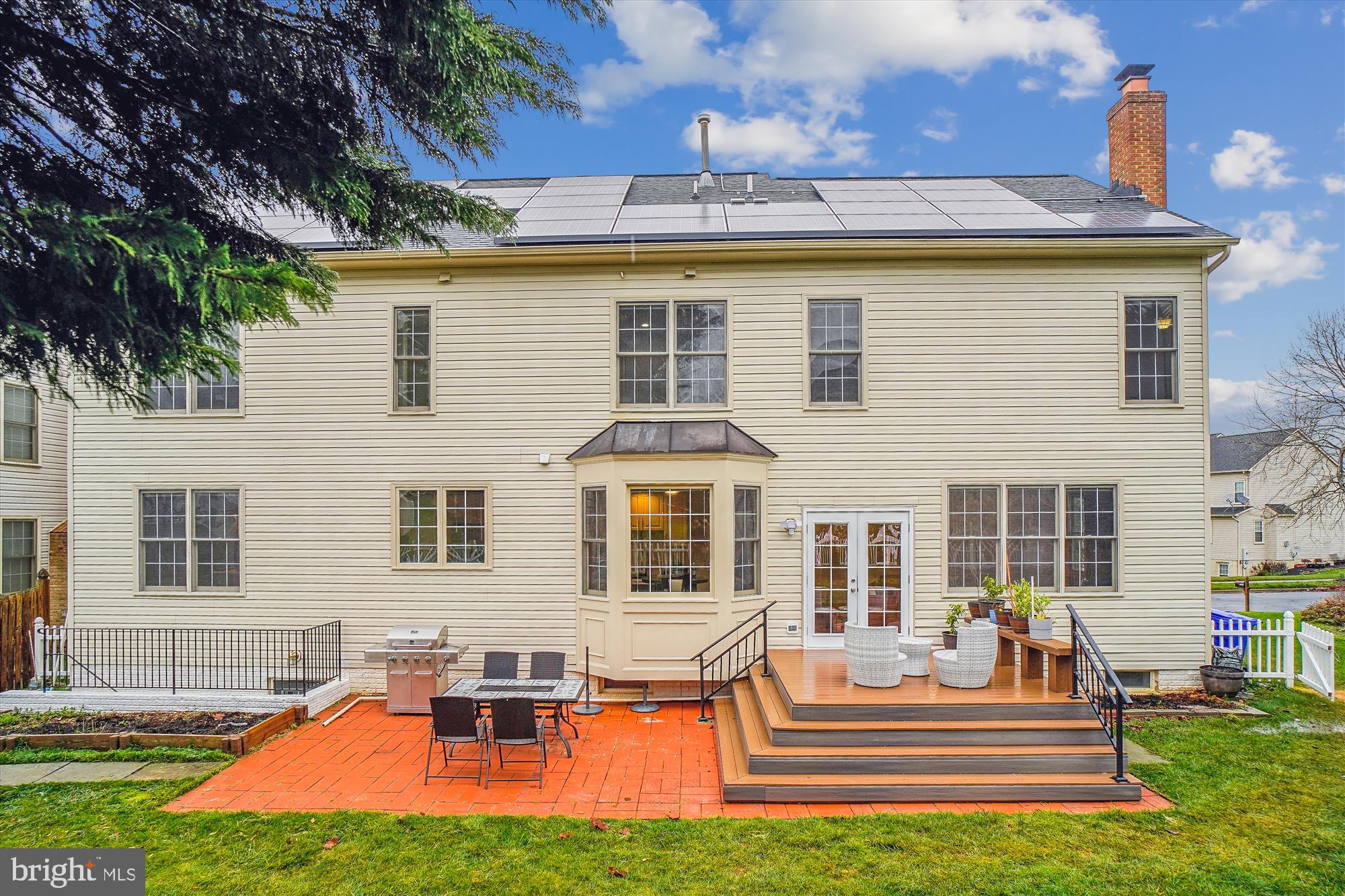 SENECA CROSSING - Residential