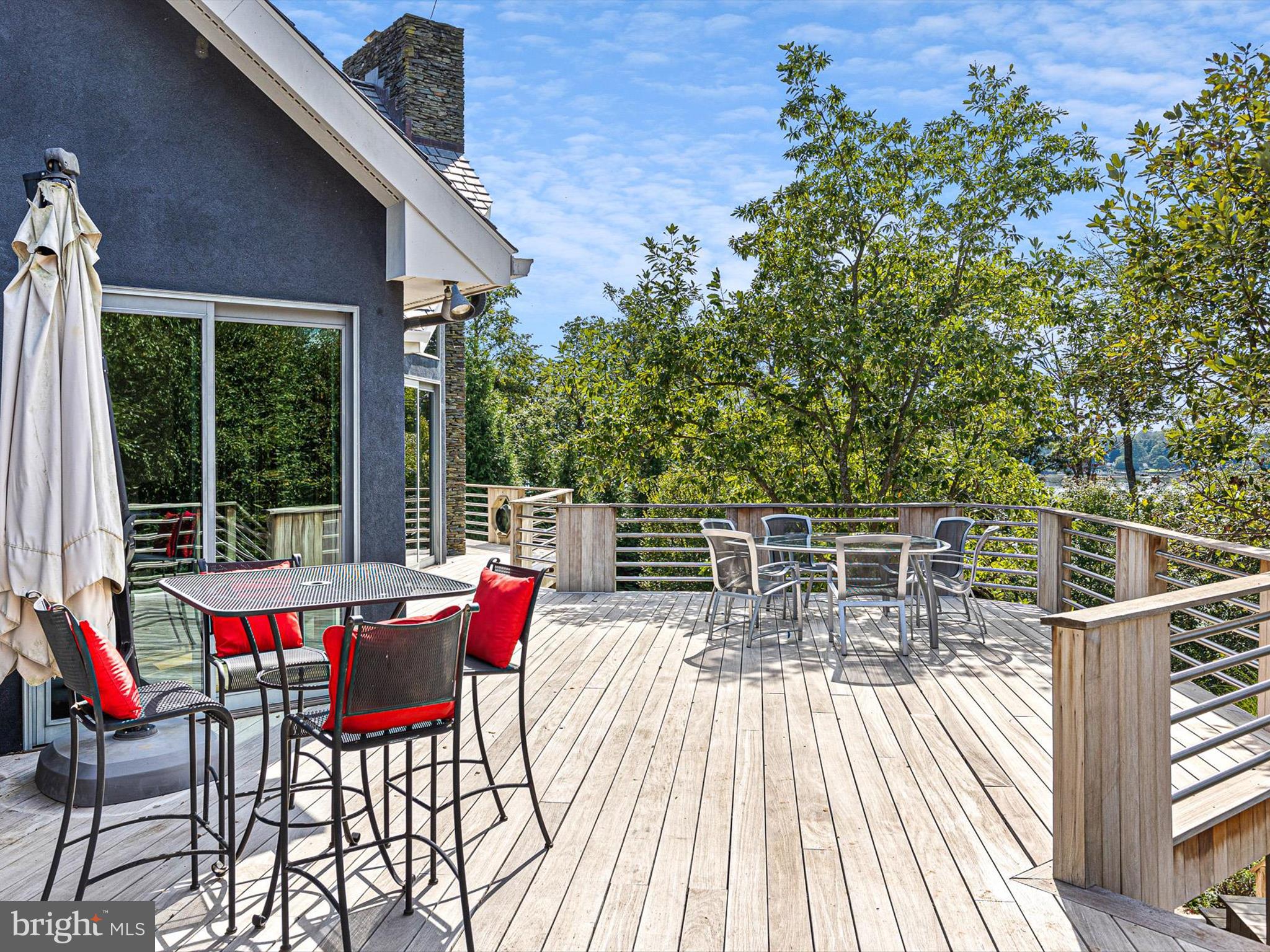 KNIGHTS ISLAND PRESERVE - Residential