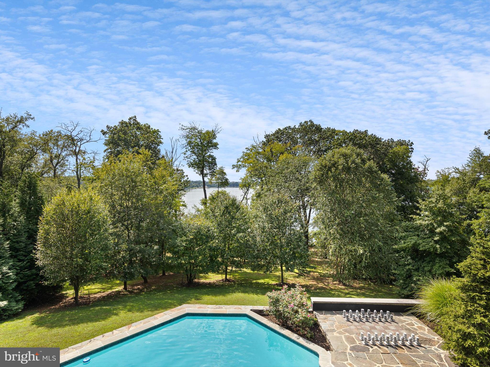 KNIGHTS ISLAND PRESERVE - Residential