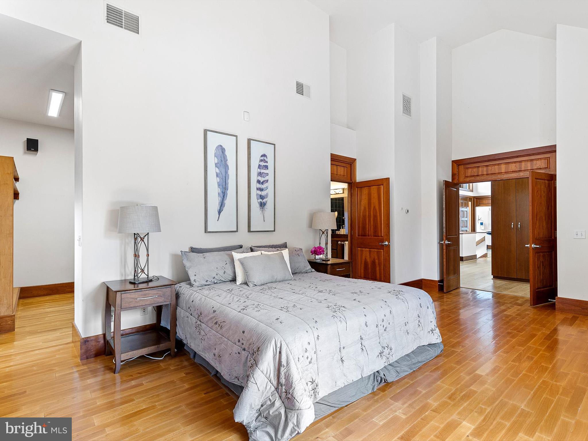 KNIGHTS ISLAND PRESERVE - Residential