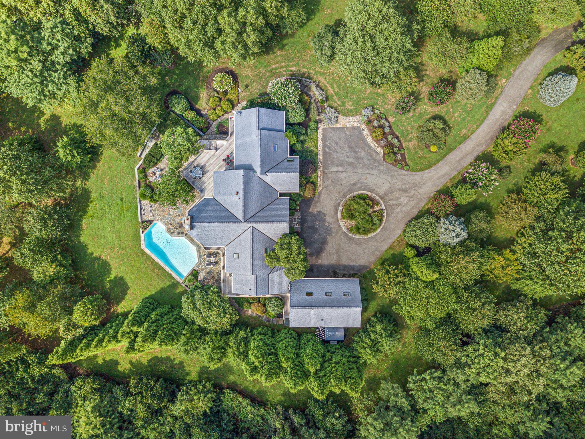 KNIGHTS ISLAND PRESERVE - Residential