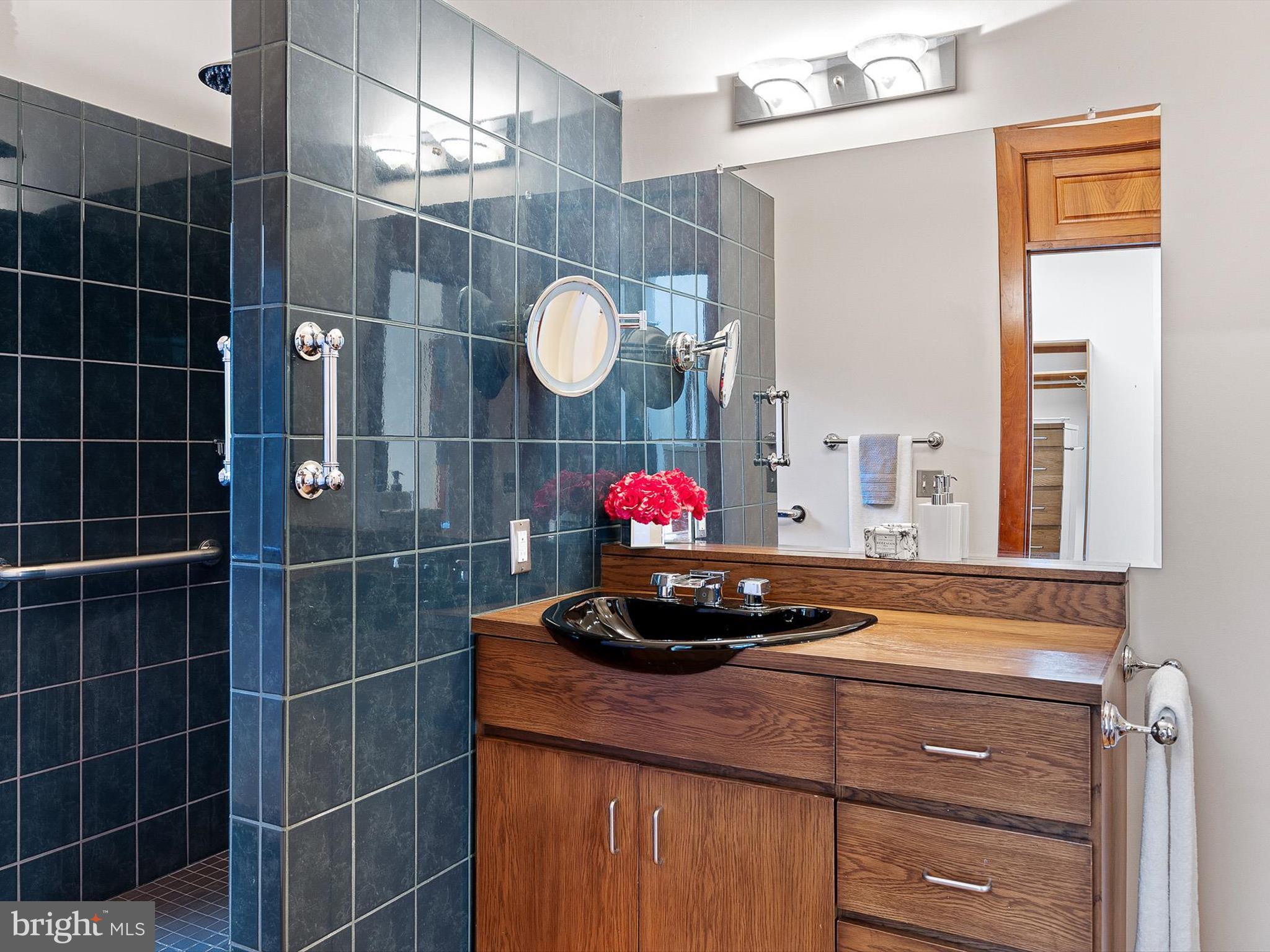 KNIGHTS ISLAND PRESERVE - Residential