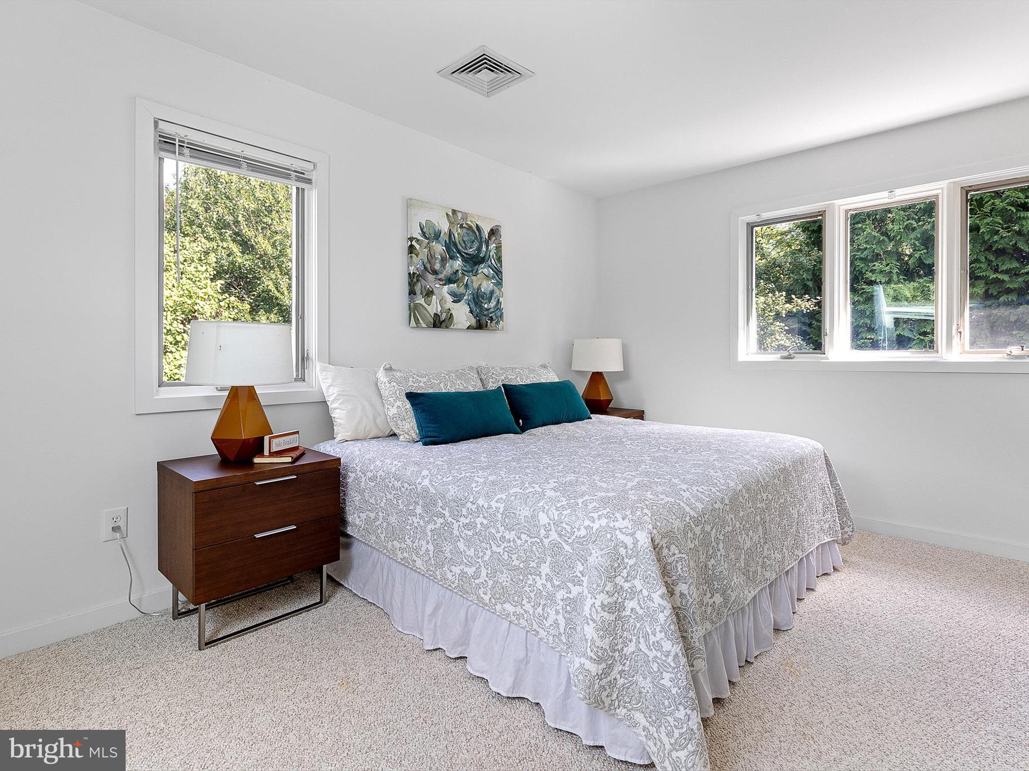 KNIGHTS ISLAND PRESERVE - Residential