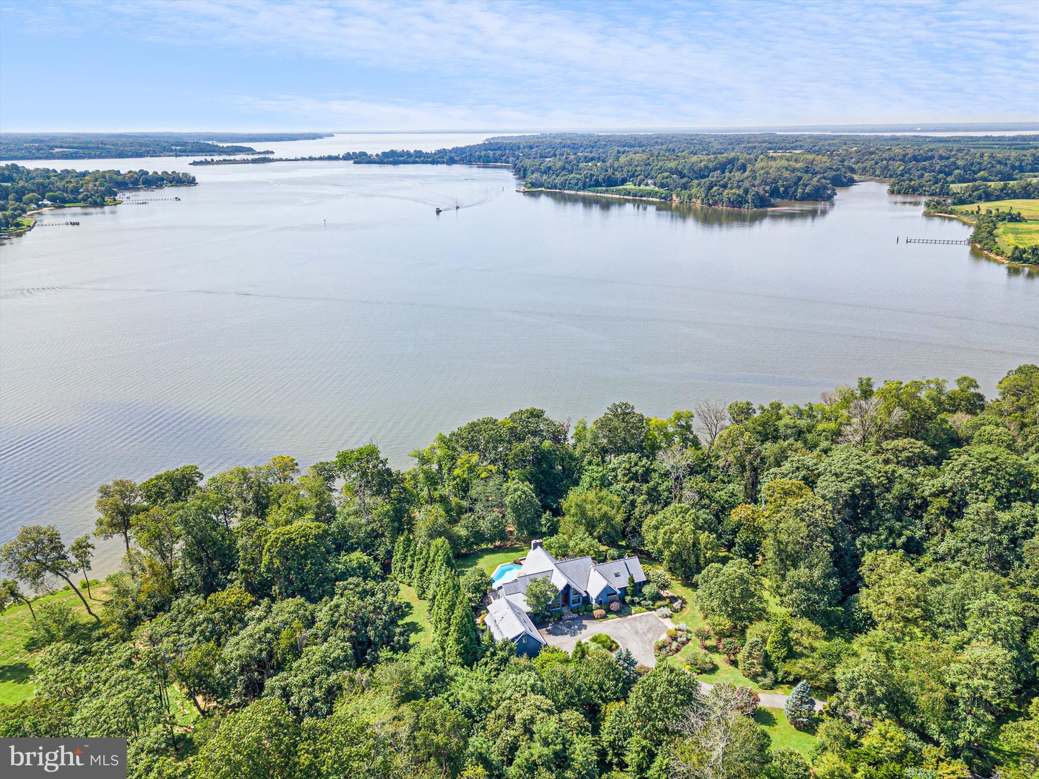 KNIGHTS ISLAND PRESERVE - Residential