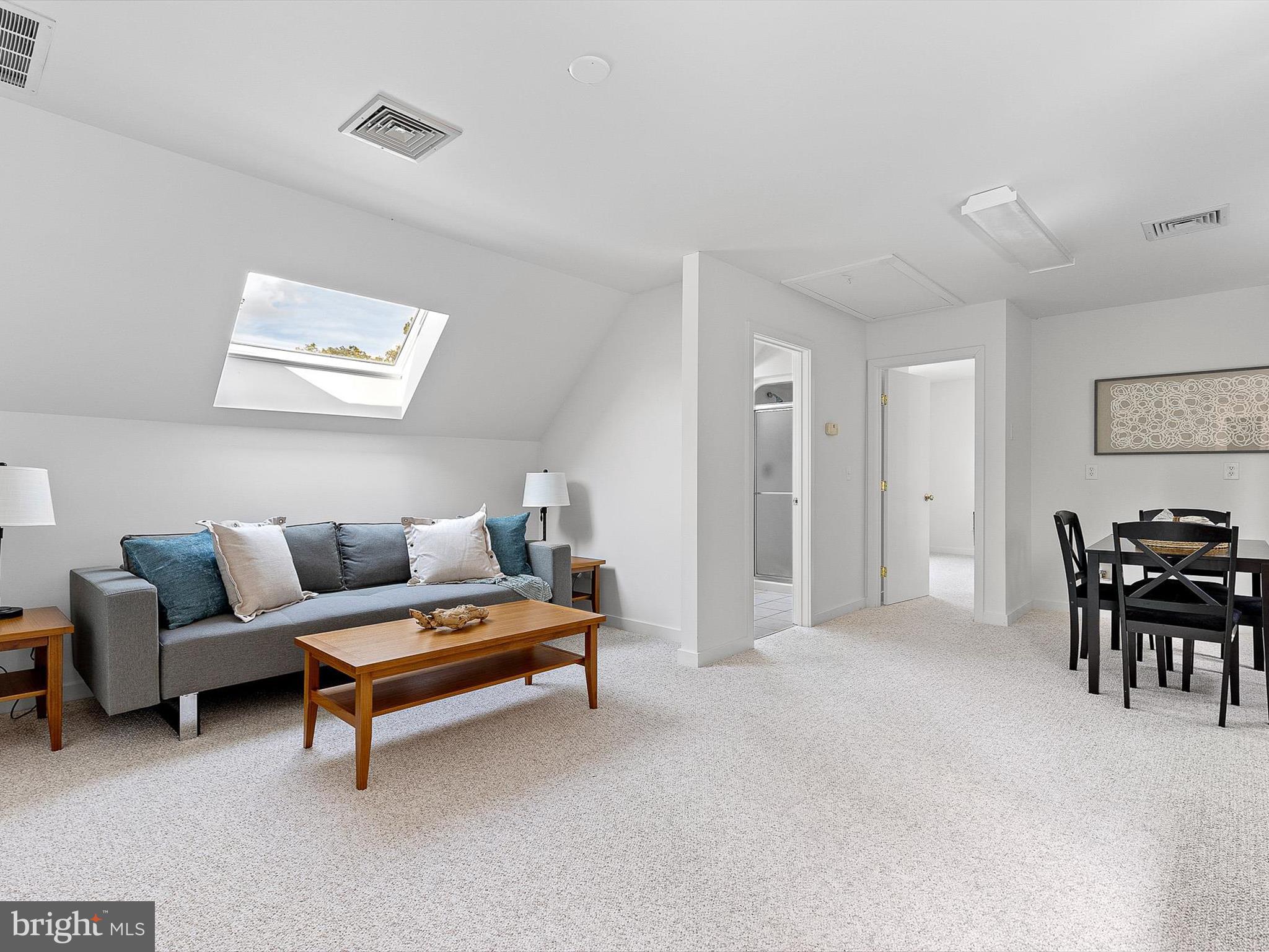 KNIGHTS ISLAND PRESERVE - Residential