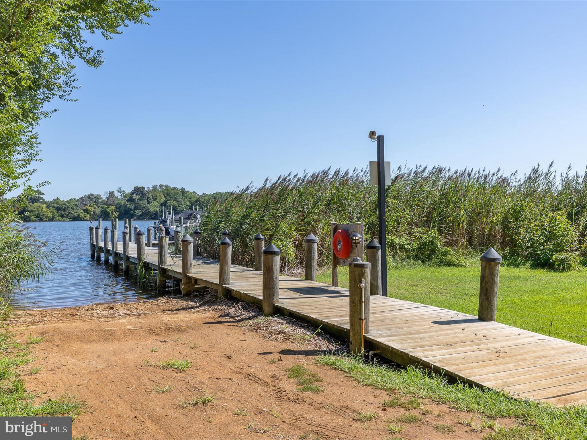 KNIGHTS ISLAND PRESERVE - Residential