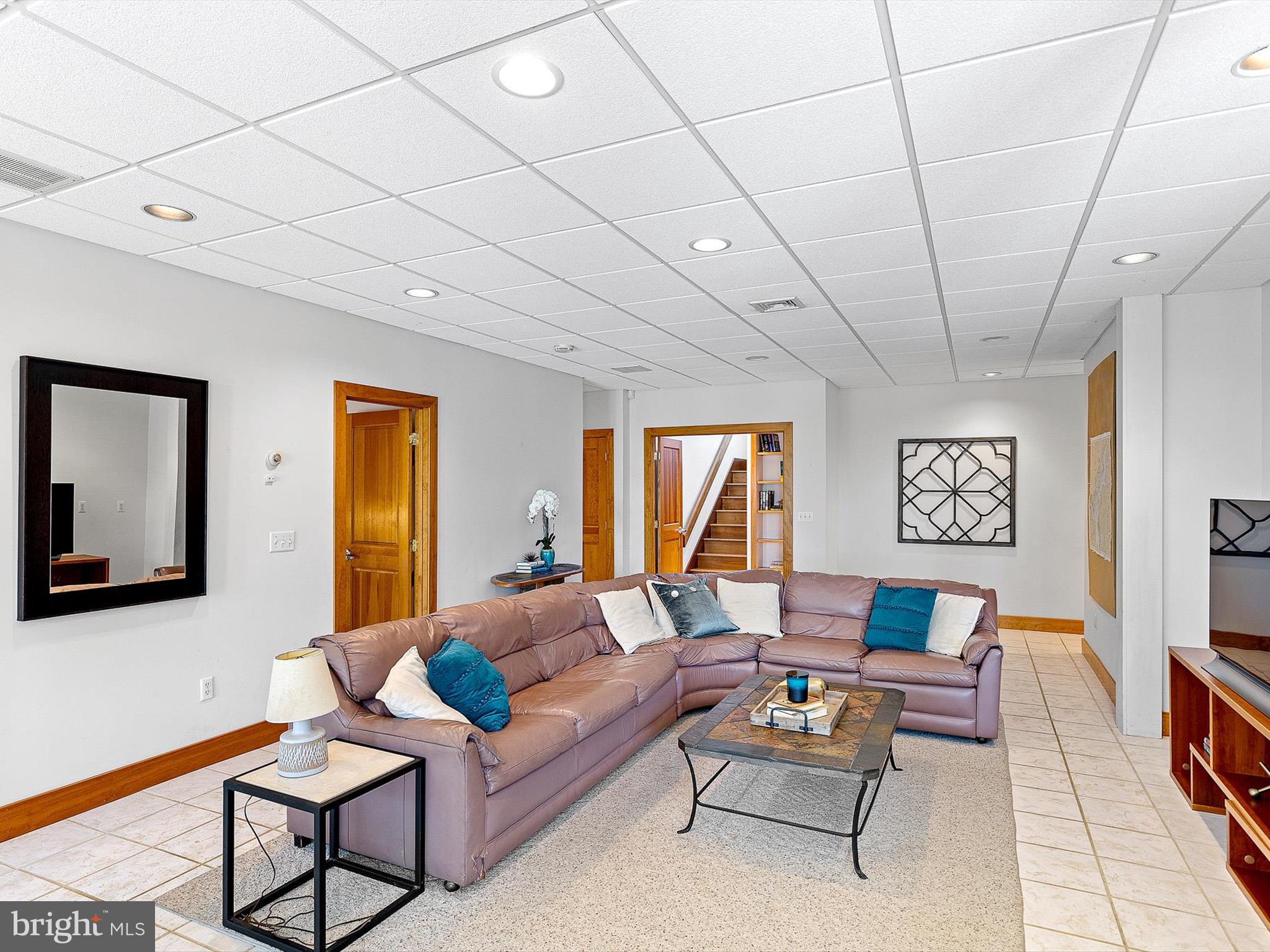 KNIGHTS ISLAND PRESERVE - Residential