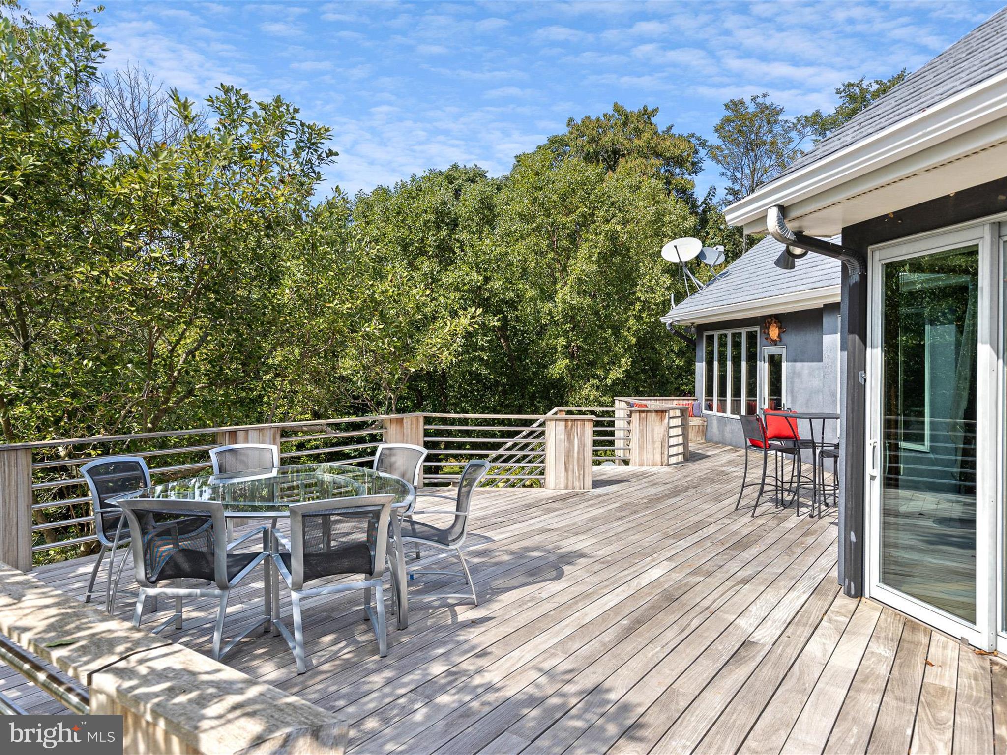 KNIGHTS ISLAND PRESERVE - Residential