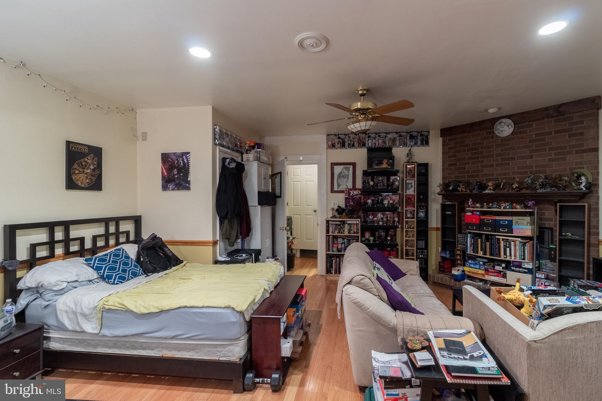 CHURCHILL - Residential