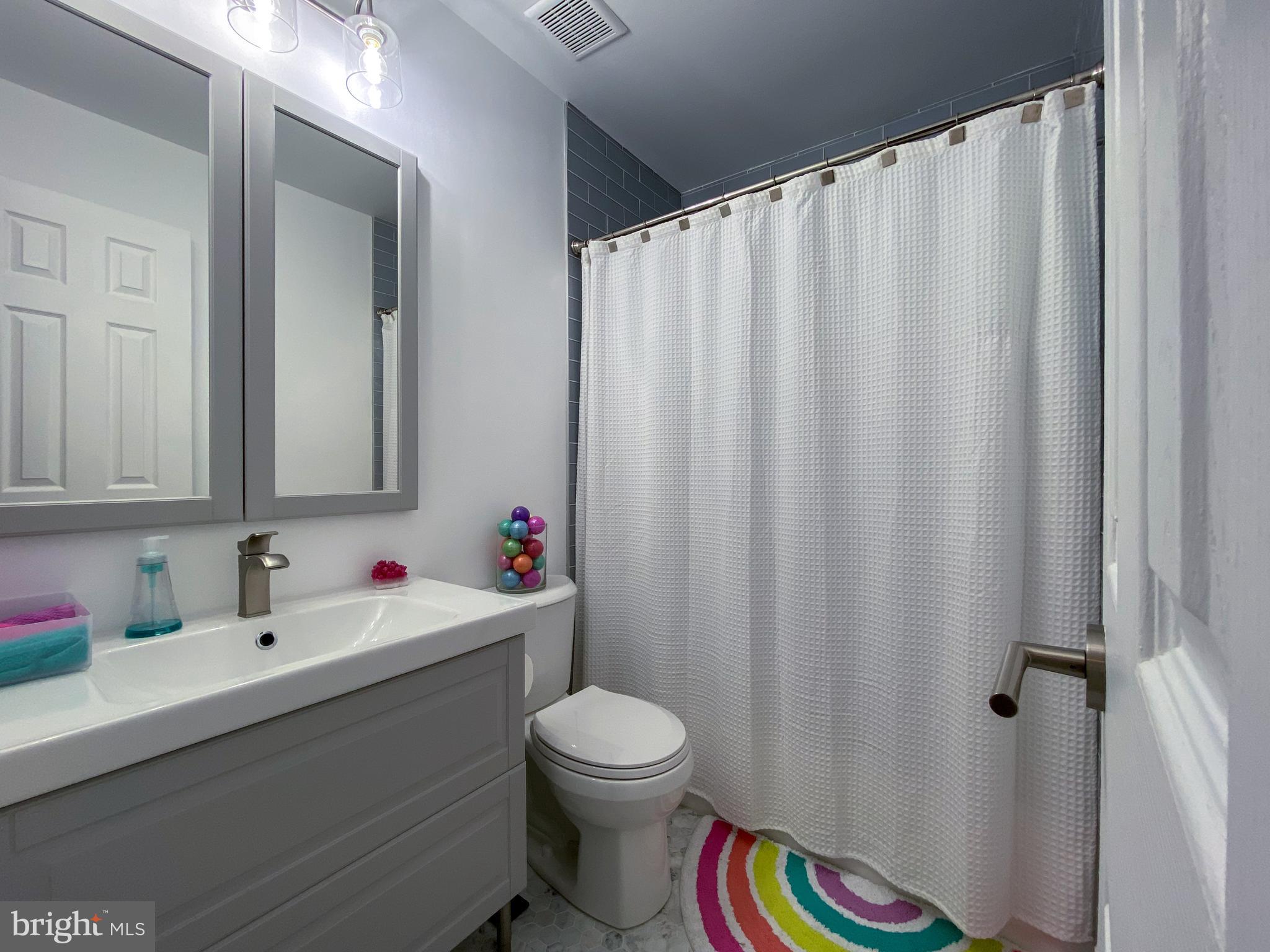 CHURCHILL - Residential