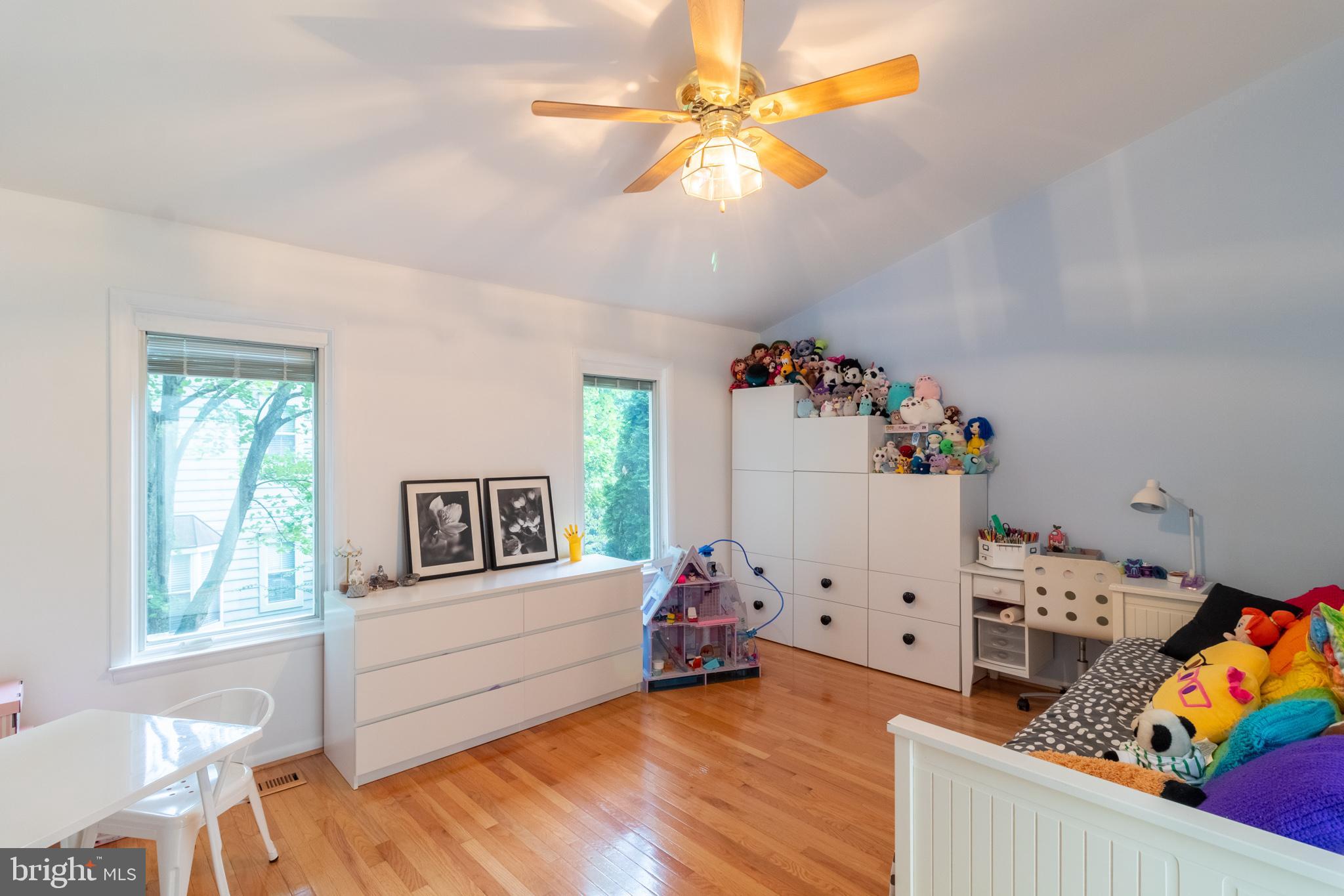 CHURCHILL - Residential