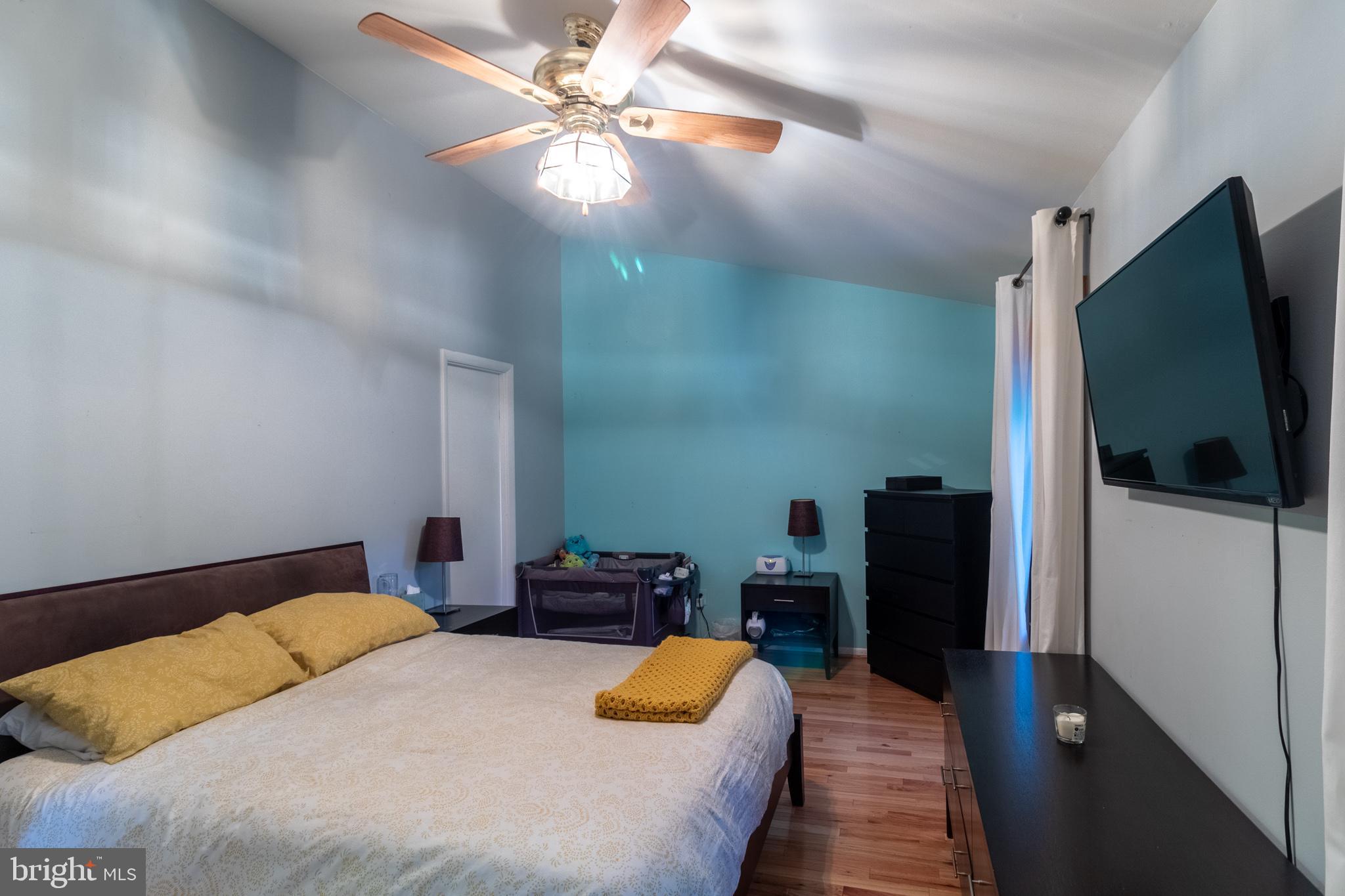 CHURCHILL - Residential