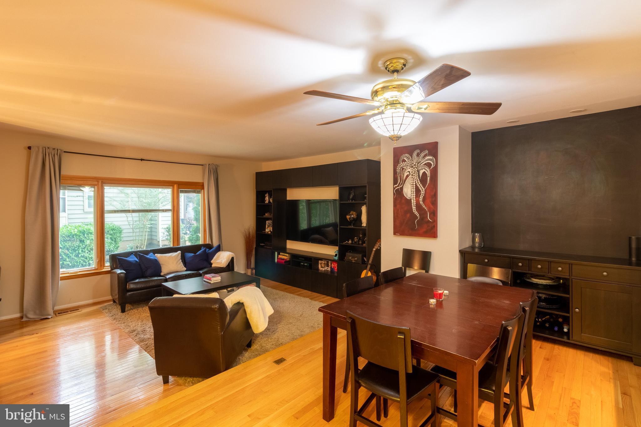 CHURCHILL - Residential