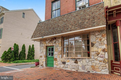 Photo of 345 High Street, BURLINGTON, NJ 08016 (MLS # NJBL2116948)