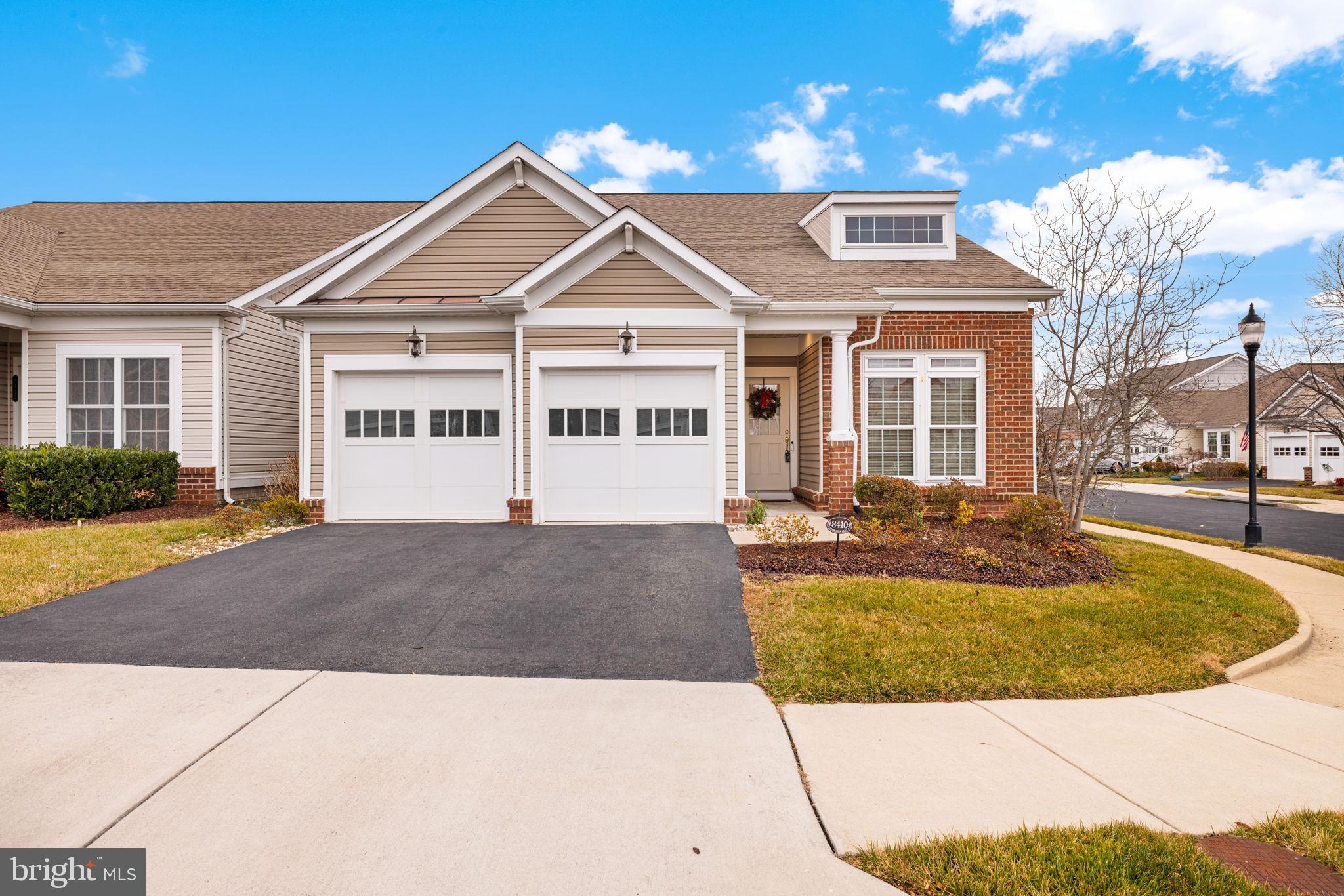 SPRING HILL - Residential