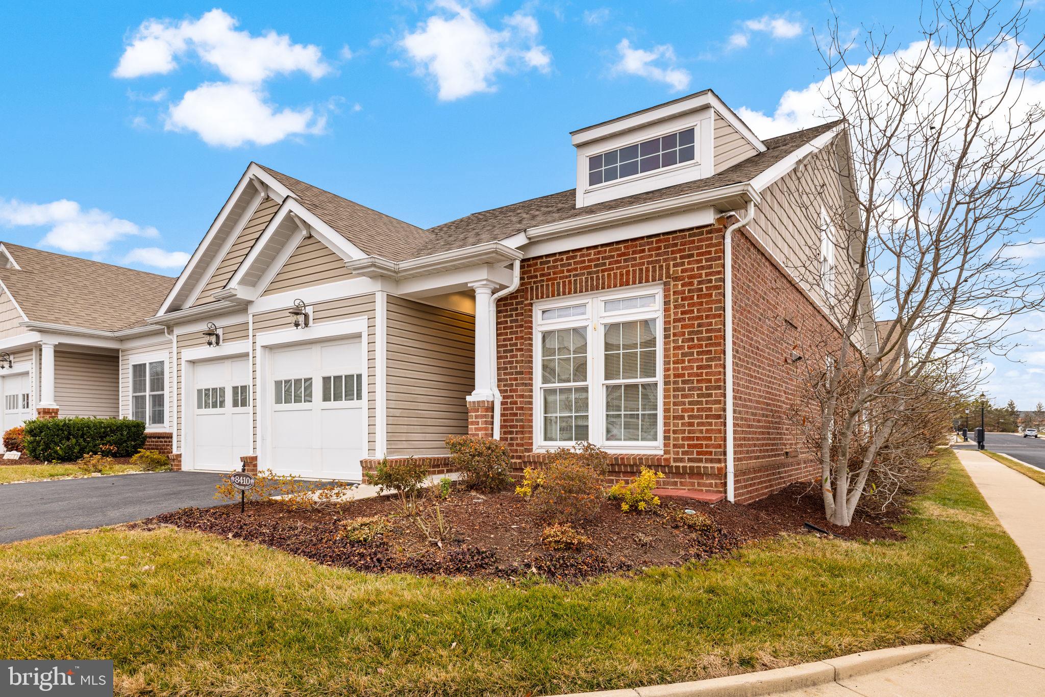 SPRING HILL - Residential