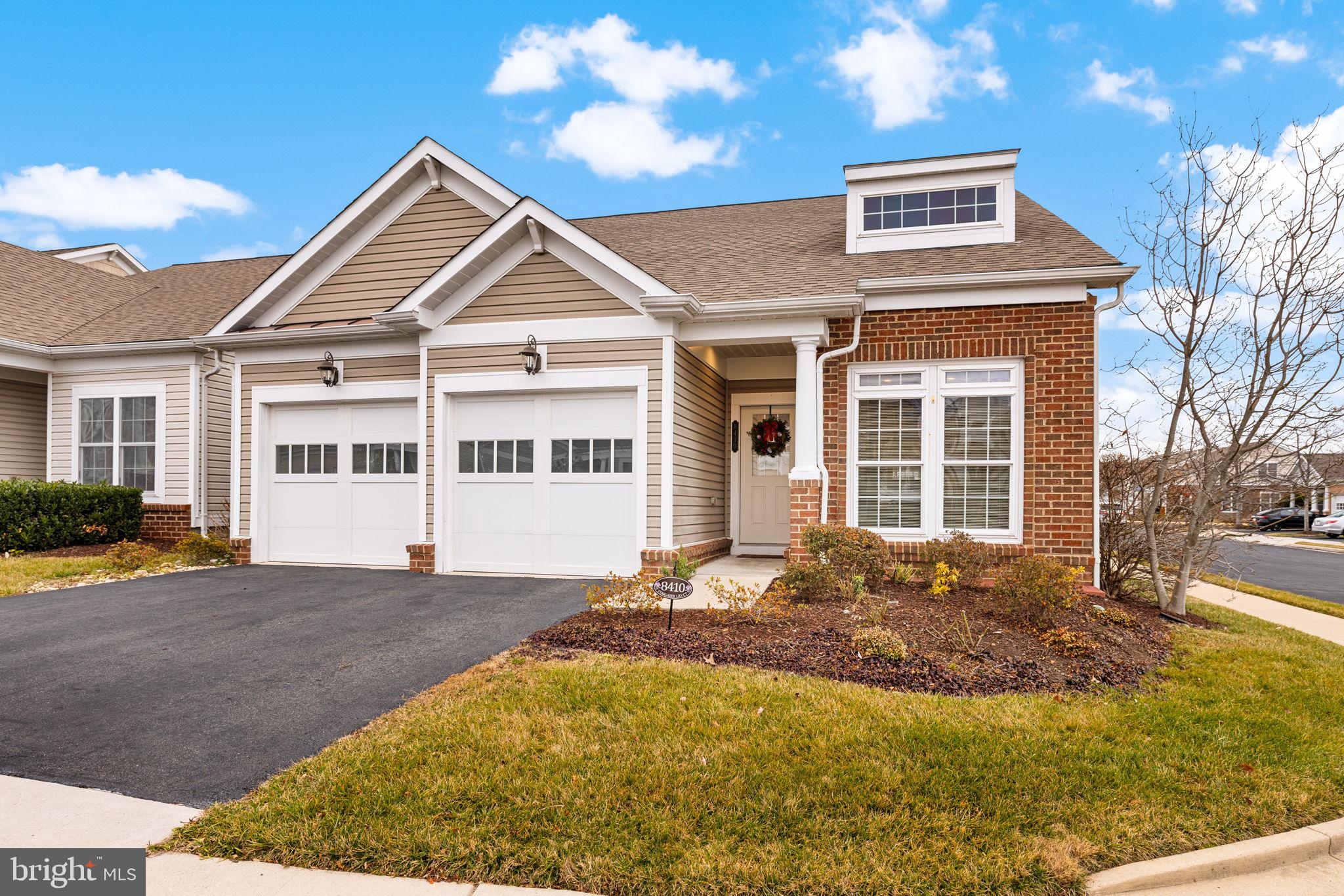 SPRING HILL - Residential