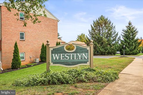 Tiny photo for 451 Weldon Drive #451, YORK, PA 17404 (MLS # PAYK2097286)