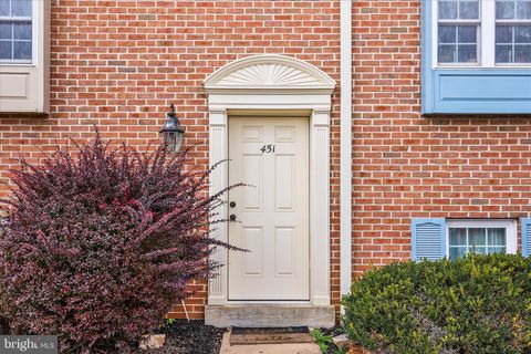 Photo of 451 Weldon Drive #451, YORK, PA 17404 (MLS # PAYK2097286)