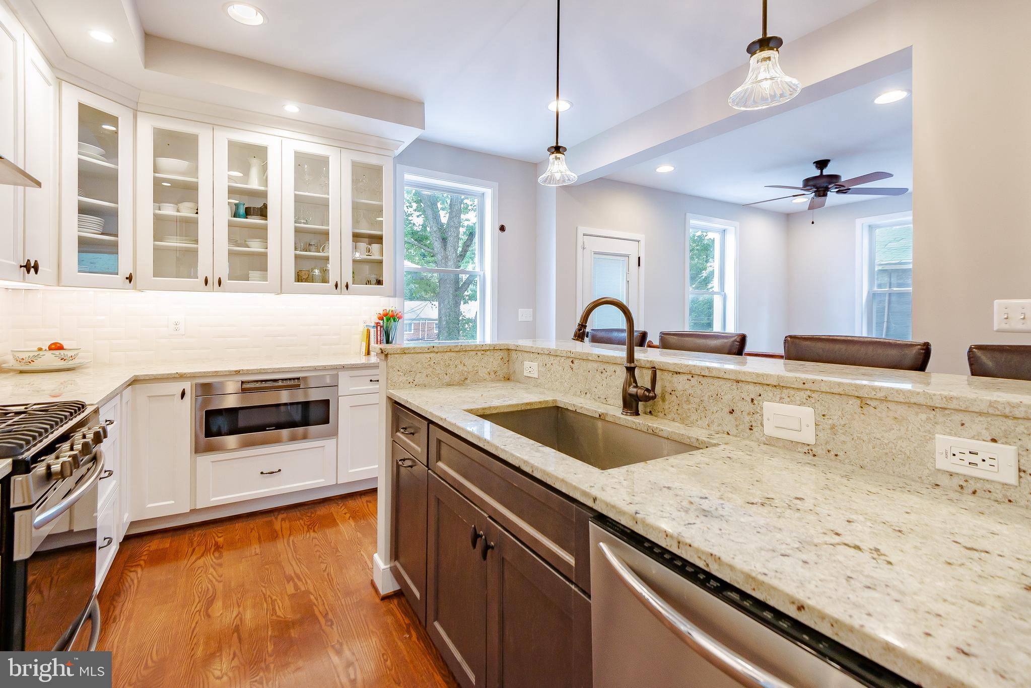 HOES HEIGHTS - Residential Lease