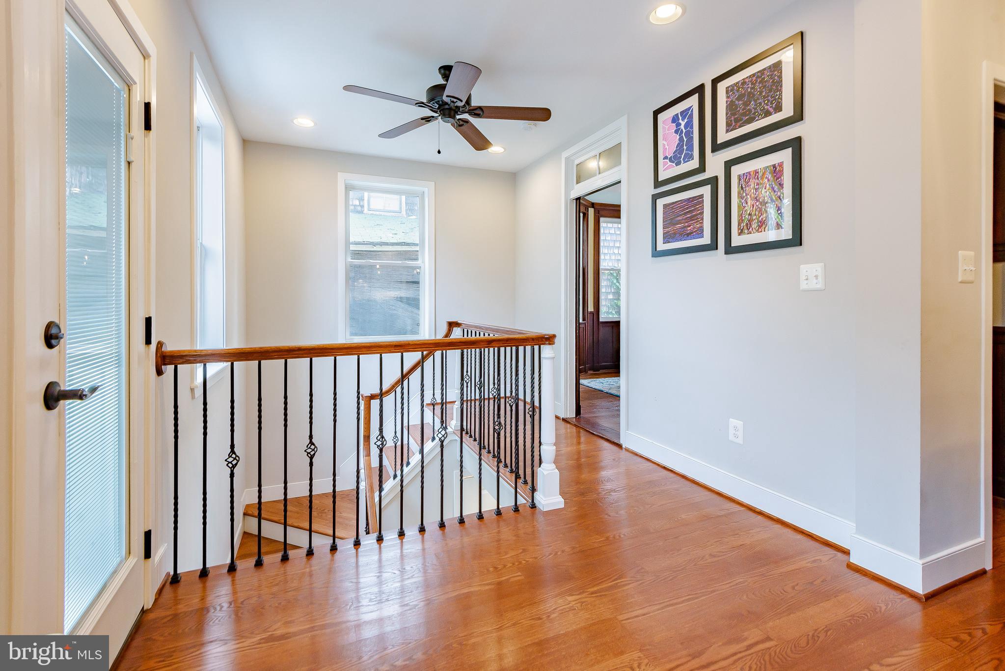 HOES HEIGHTS - Residential Lease