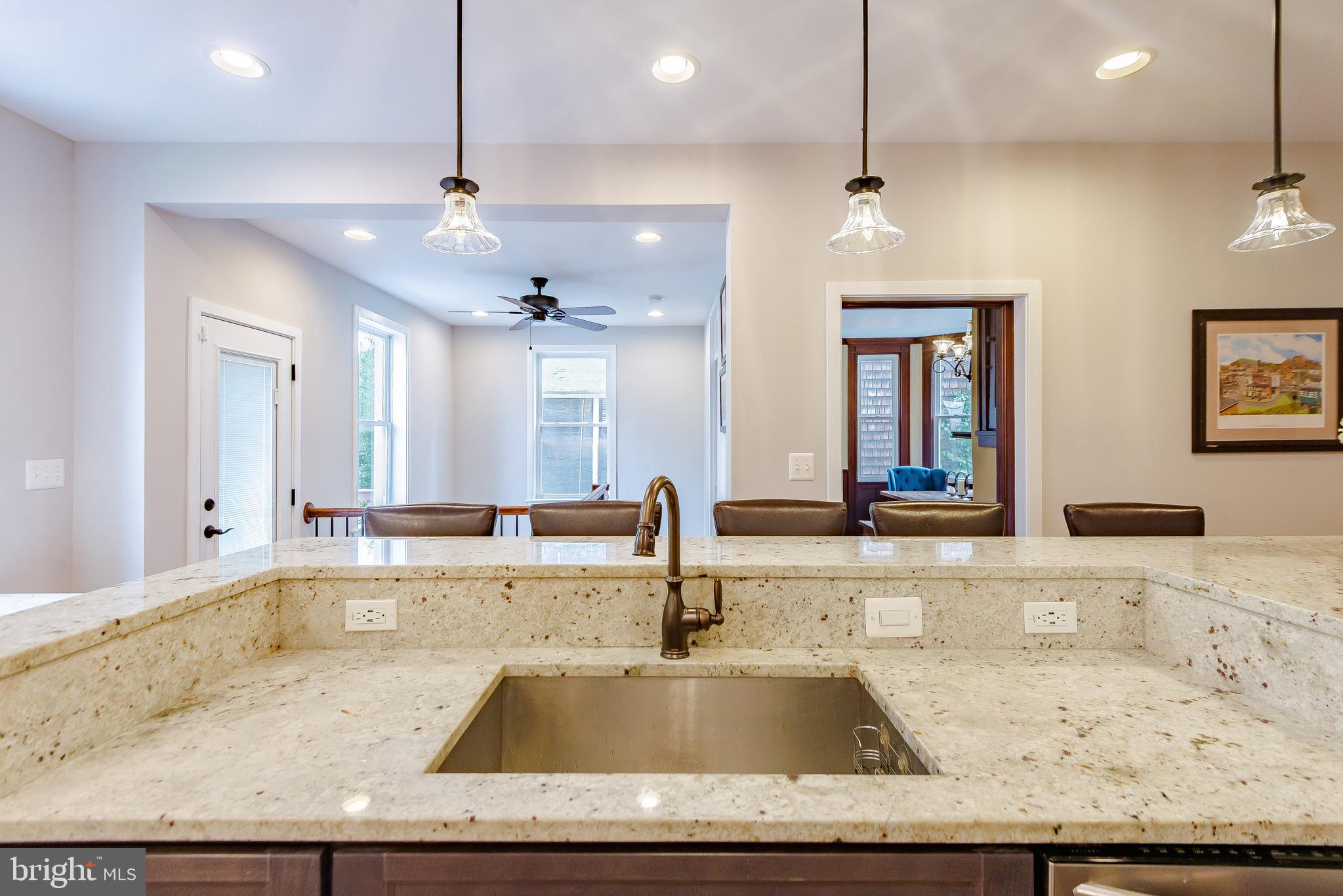 HOES HEIGHTS - Residential Lease