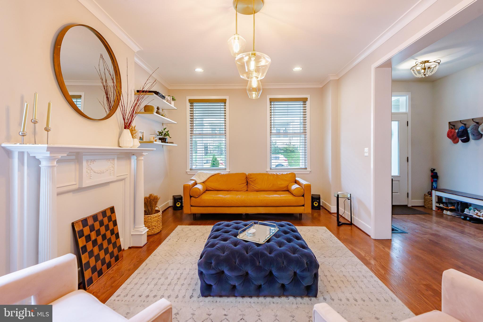 HOES HEIGHTS - Residential Lease