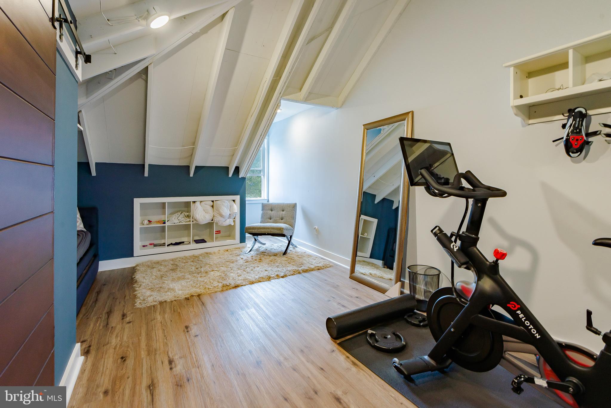 HOES HEIGHTS - Residential Lease