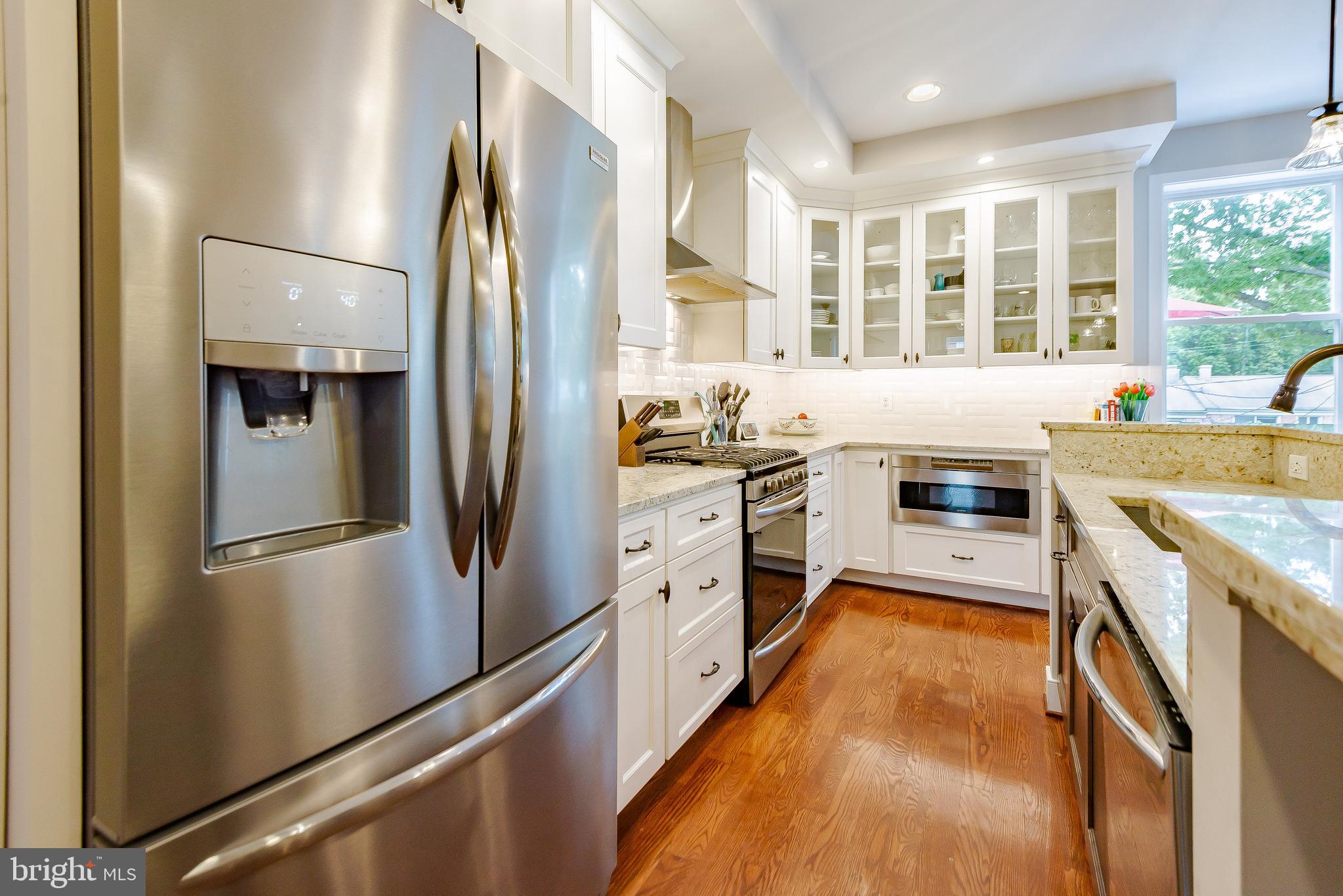 HOES HEIGHTS - Residential Lease