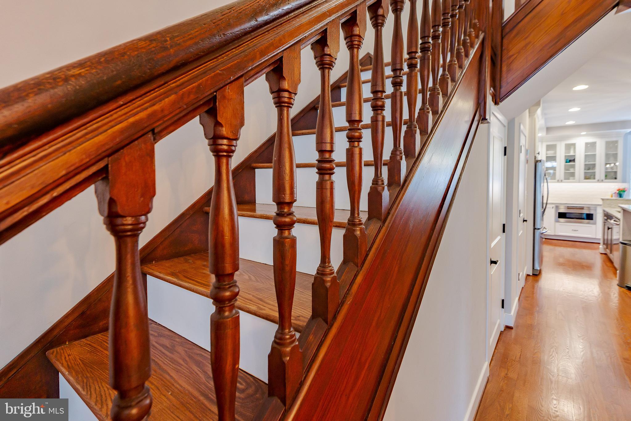 HOES HEIGHTS - Residential Lease