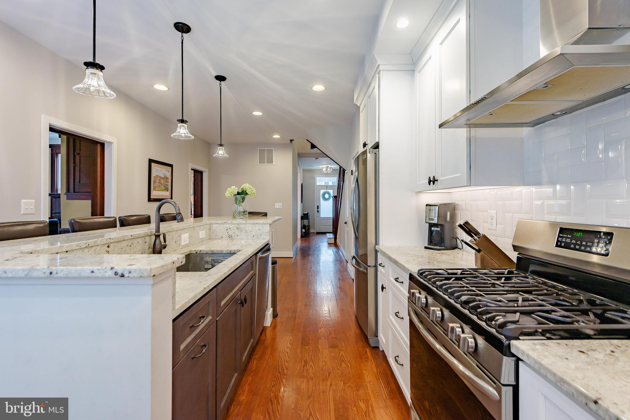 HOES HEIGHTS - Residential Lease