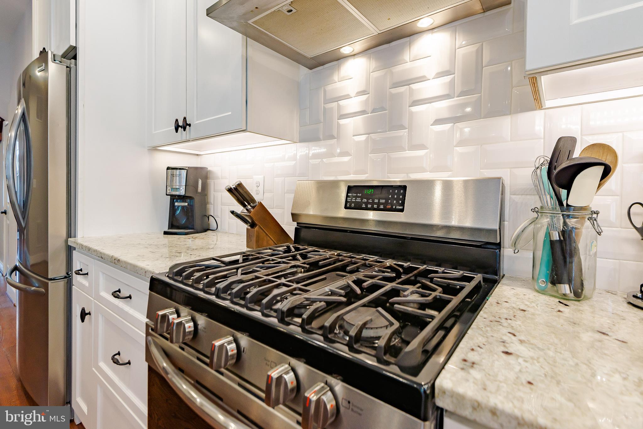 HOES HEIGHTS - Residential Lease