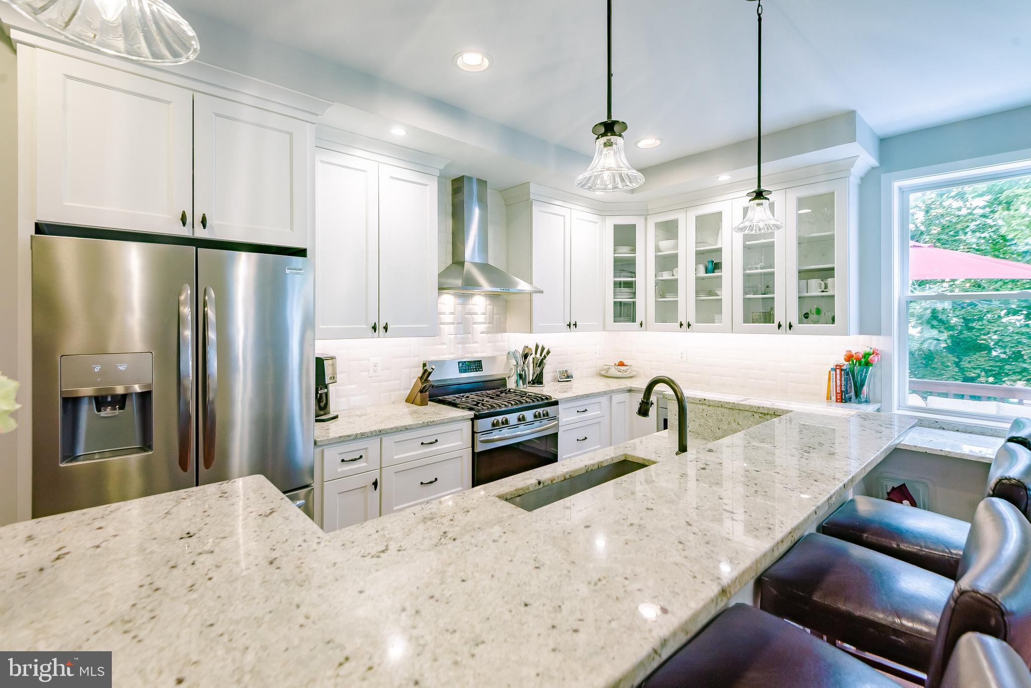 HOES HEIGHTS - Residential Lease