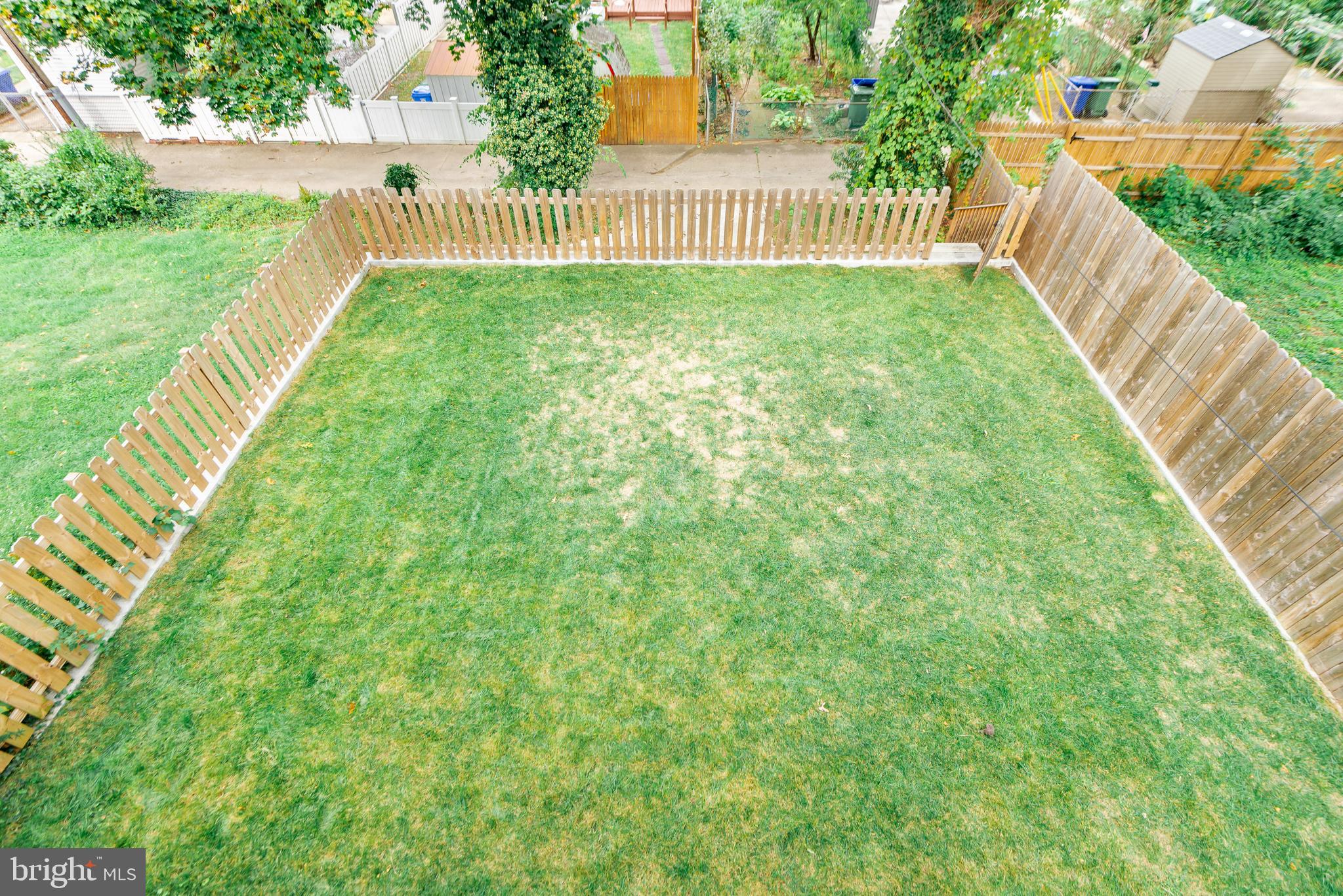 HOES HEIGHTS - Residential Lease