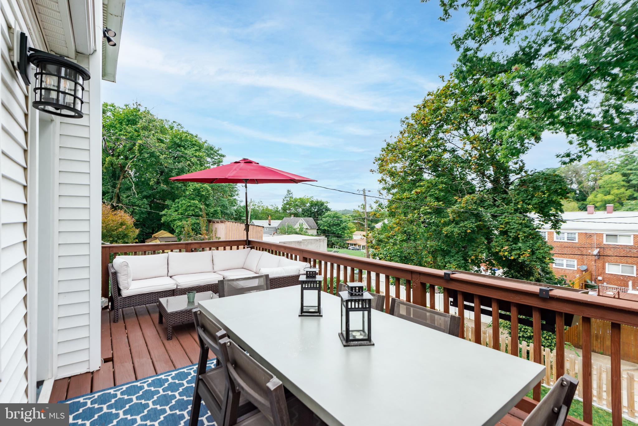 HOES HEIGHTS - Residential Lease