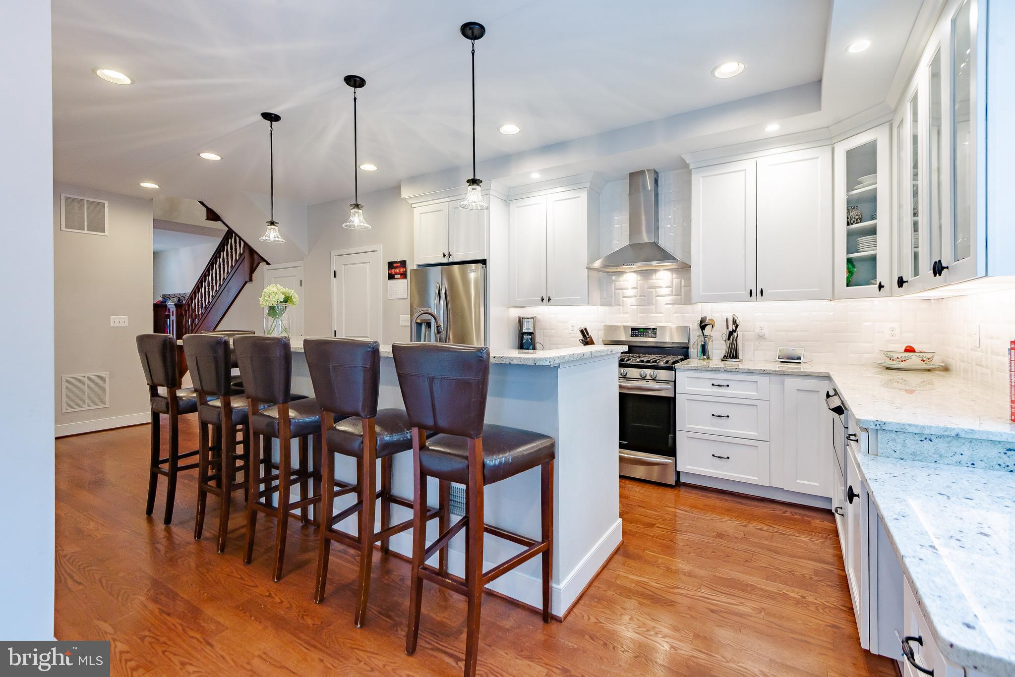 HOES HEIGHTS - Residential Lease