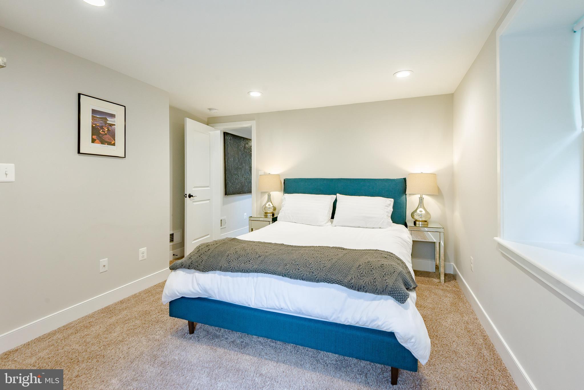 HOES HEIGHTS - Residential Lease