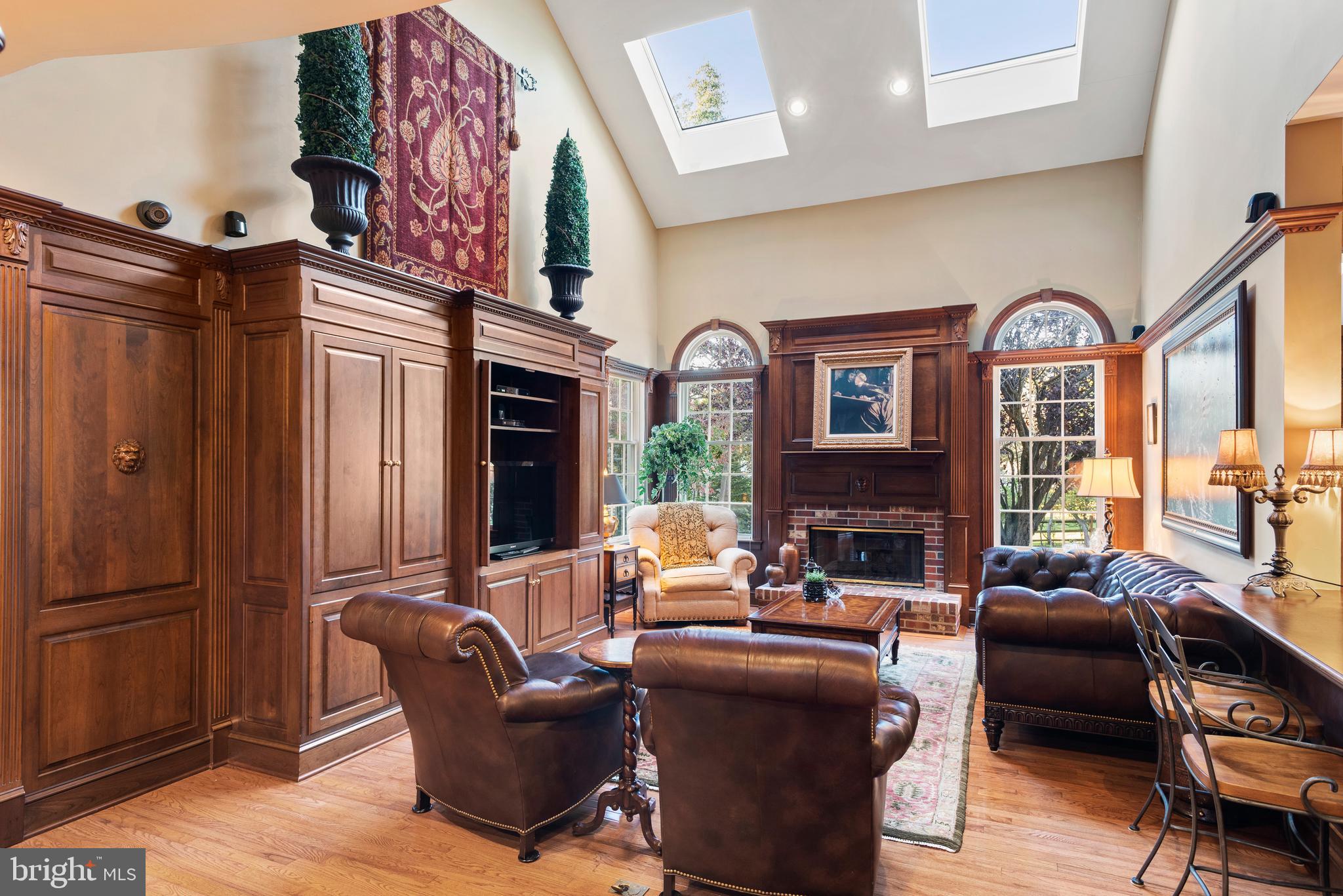 SPRINGTON PT ESTS - Residential