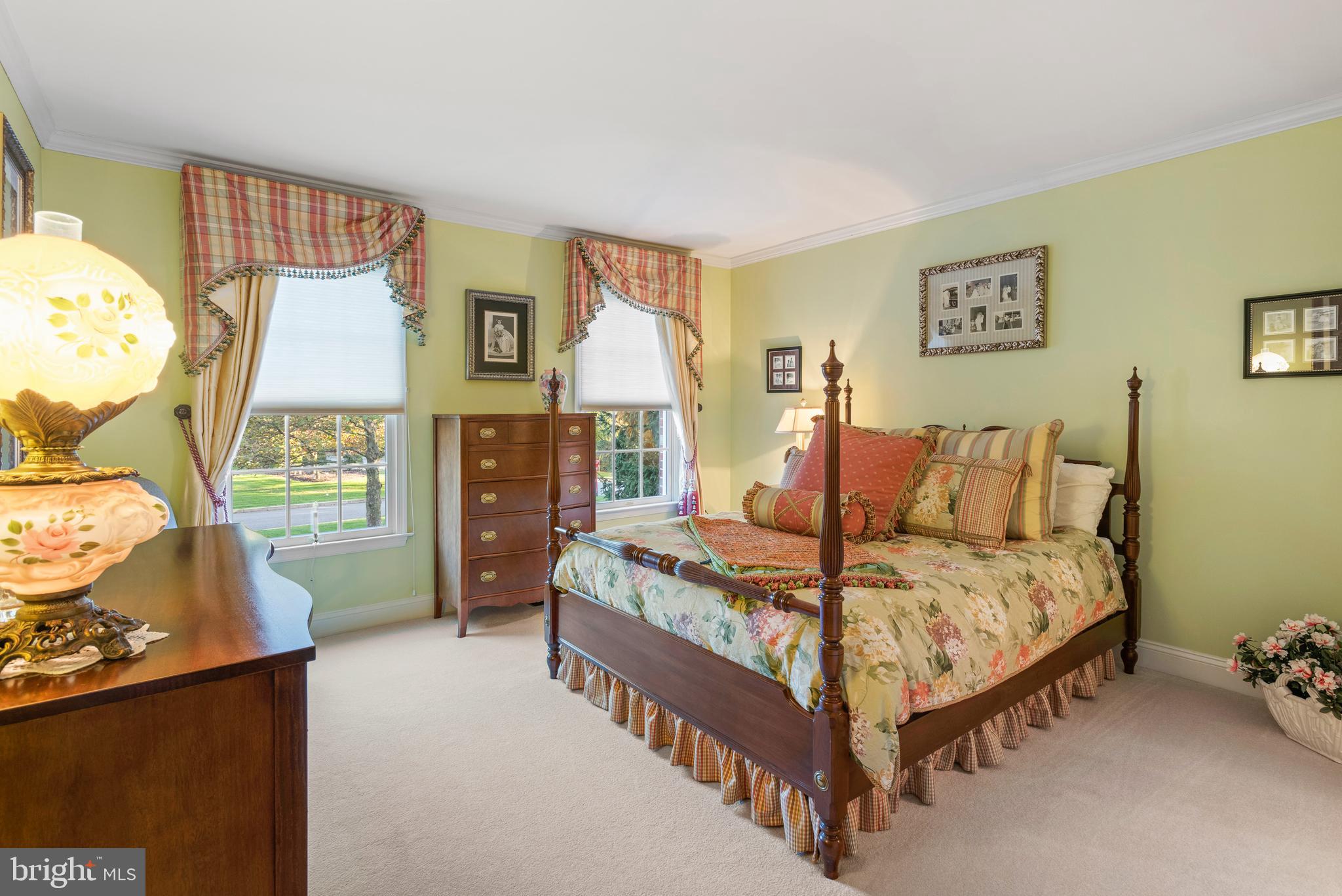 SPRINGTON PT ESTS - Residential