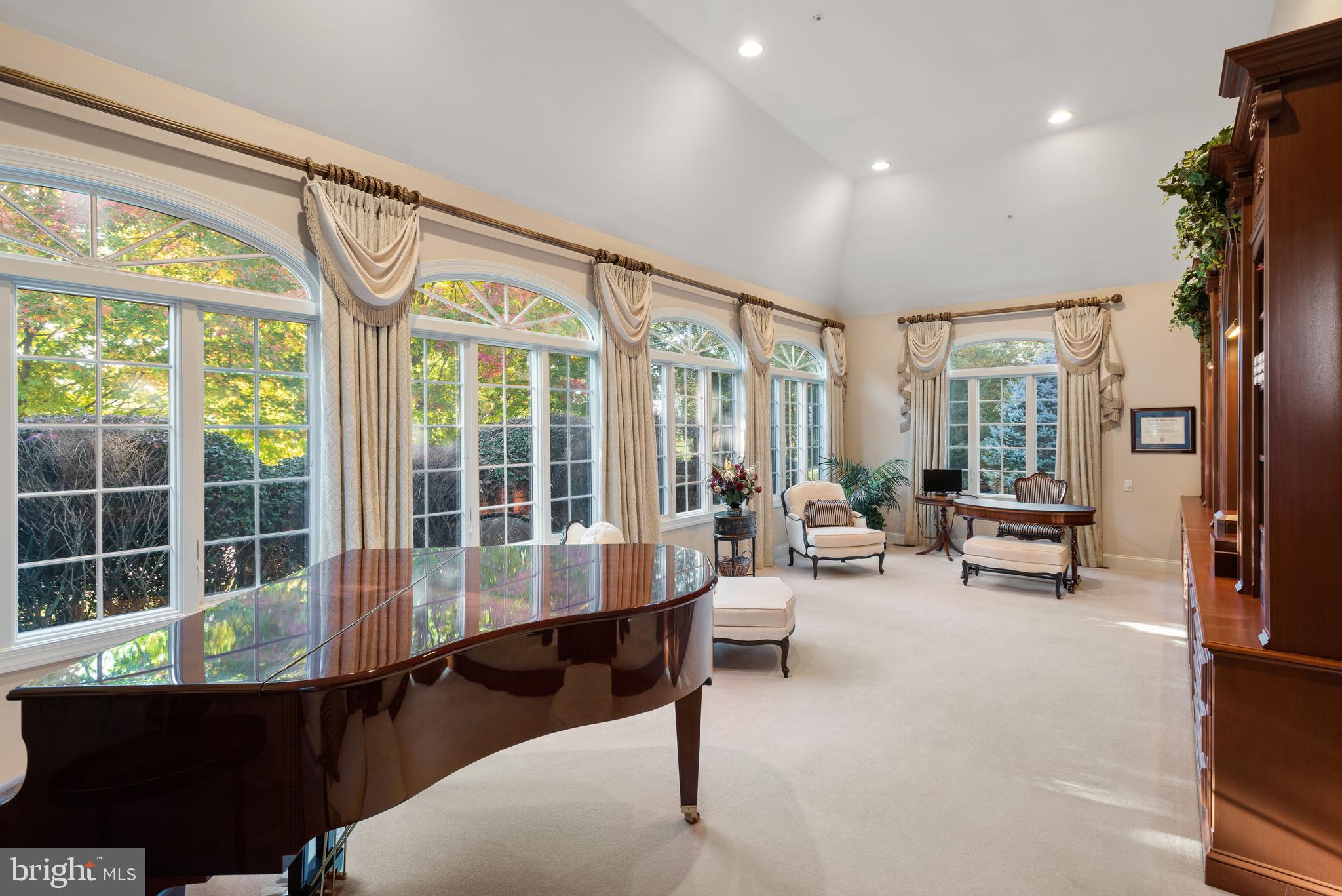 SPRINGTON PT ESTS - Residential