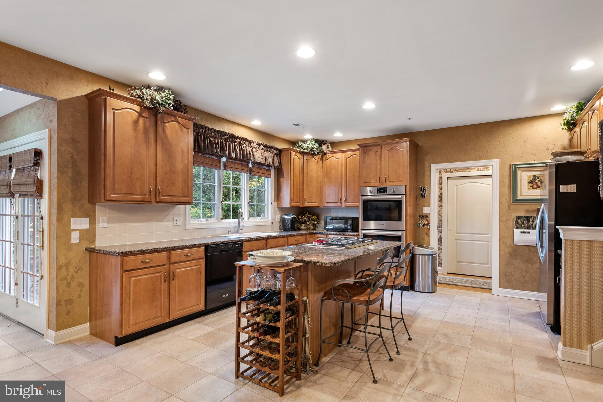 SPRINGTON PT ESTS - Residential