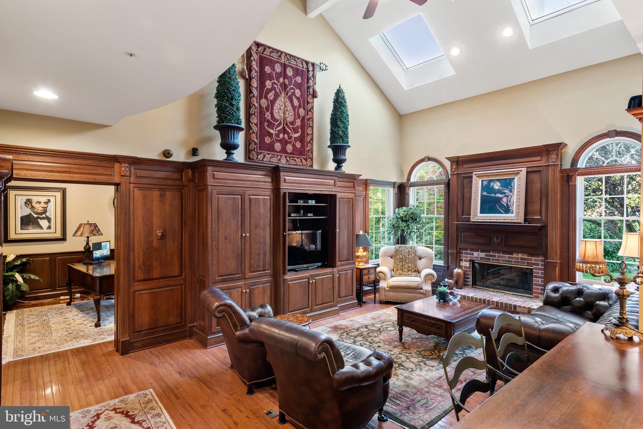 SPRINGTON PT ESTS - Residential