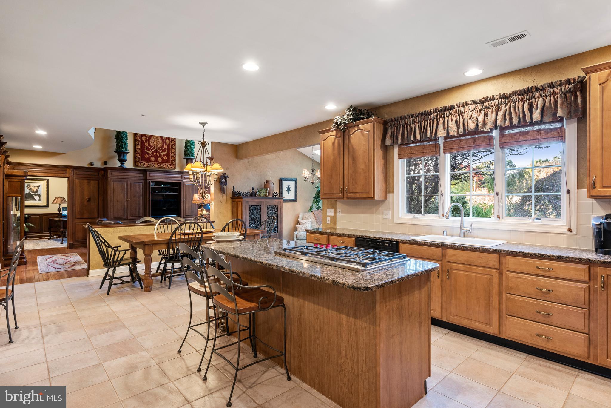 SPRINGTON PT ESTS - Residential