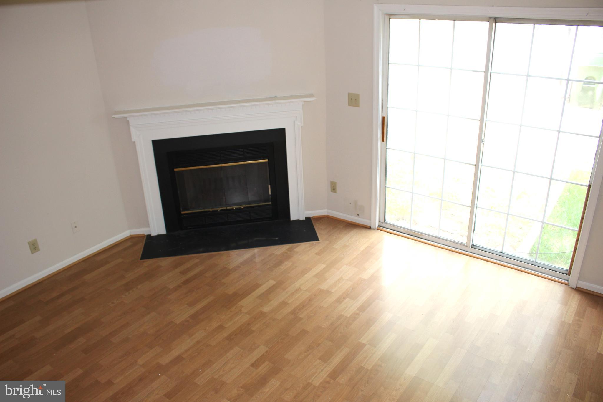 FAIRVIEW COMMONS - Residential